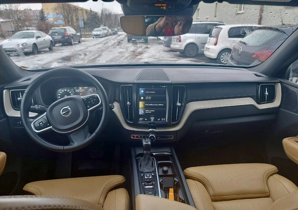Volvo XC 60 cena 139999 przebieg: 38000, rok produkcji 2020 z Tarnów małe 154